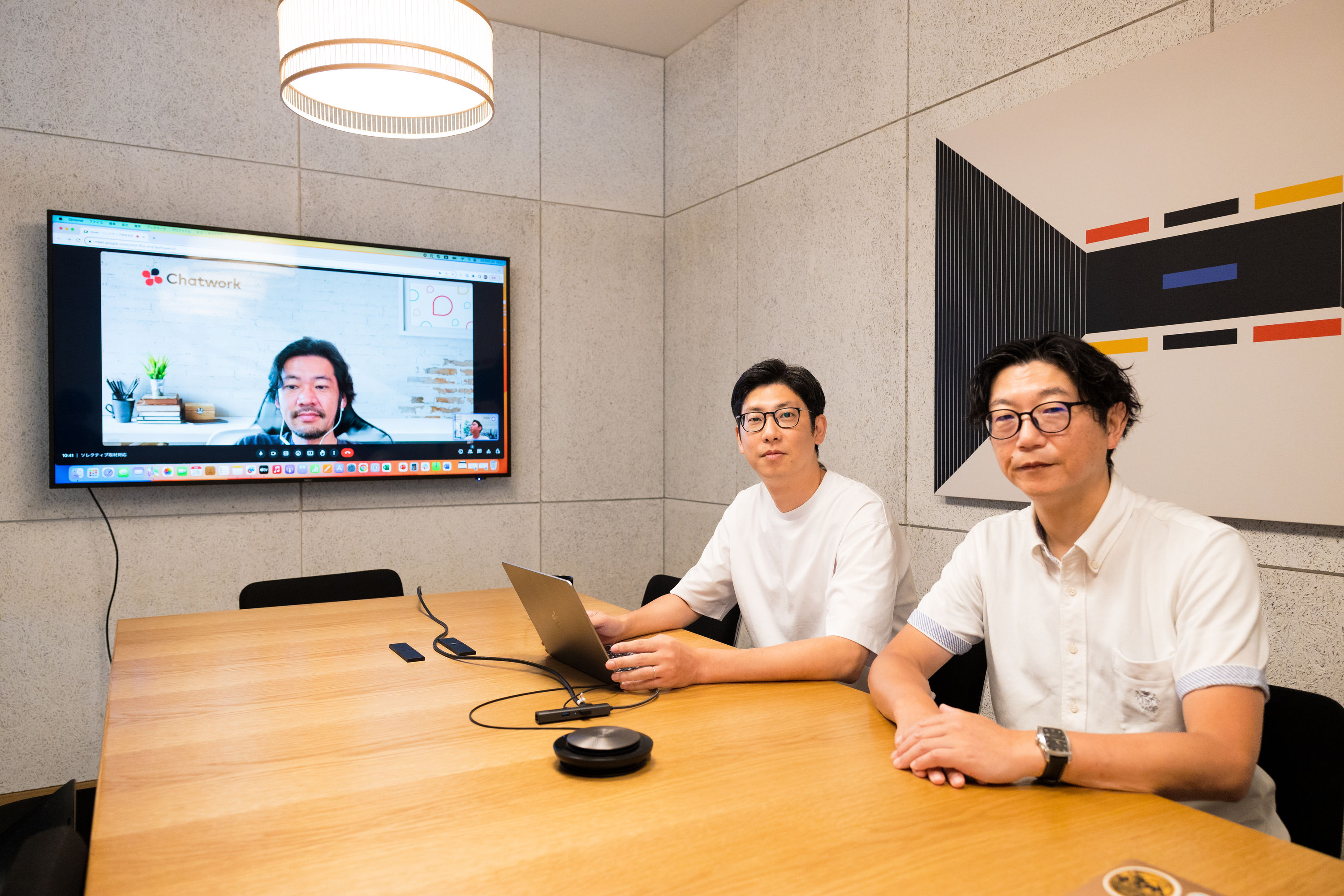 フリーランスの玉利さん（右）、CST 中村さん（中央）Chatwork 真鍋さん（画面）